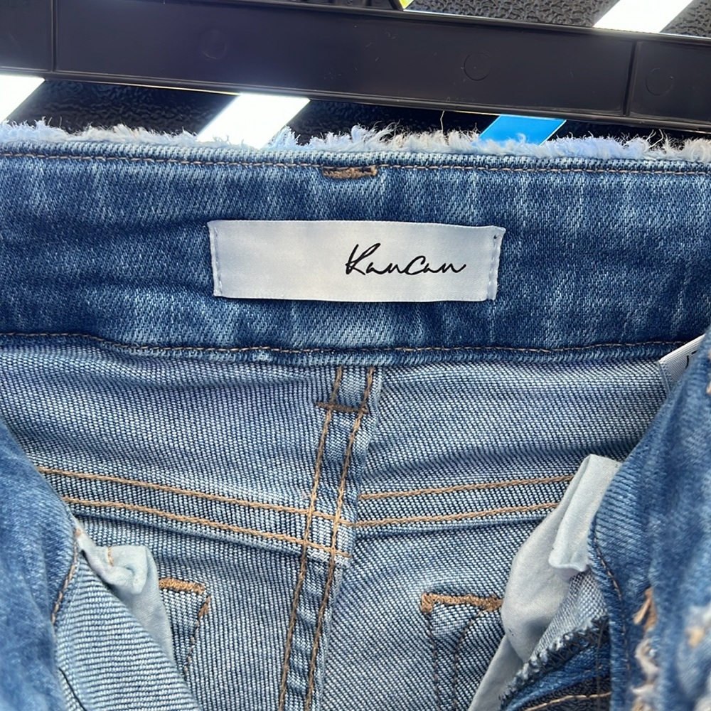Jeans - Picture 2 of 4